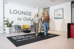 Logovaip äripinnale siseruumi