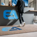 Madalakarvaline logovaip FloorStudio