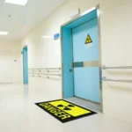 Kollane ohutusmatt ukseaval