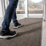 Seedripruun ühevärviline siseruumi porimatt (Black-Cedar)